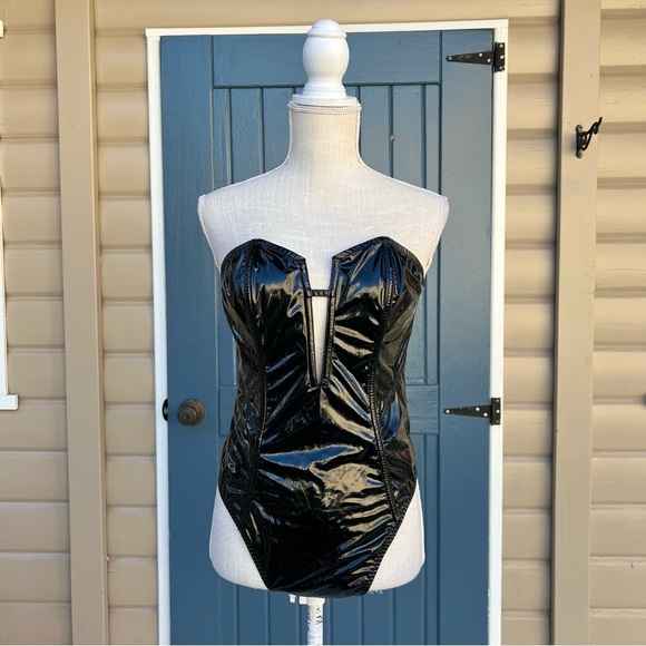 Victoria's Secret Other - Victoria's Secret black corset with lace back 
women Size Large